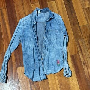 Zumba Blue Denim Button-Up Shirt